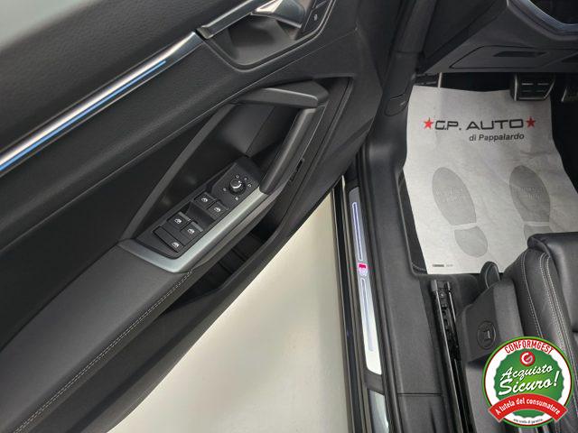 AUDI Q3 SPB 35 TDI S tronic Identity Black