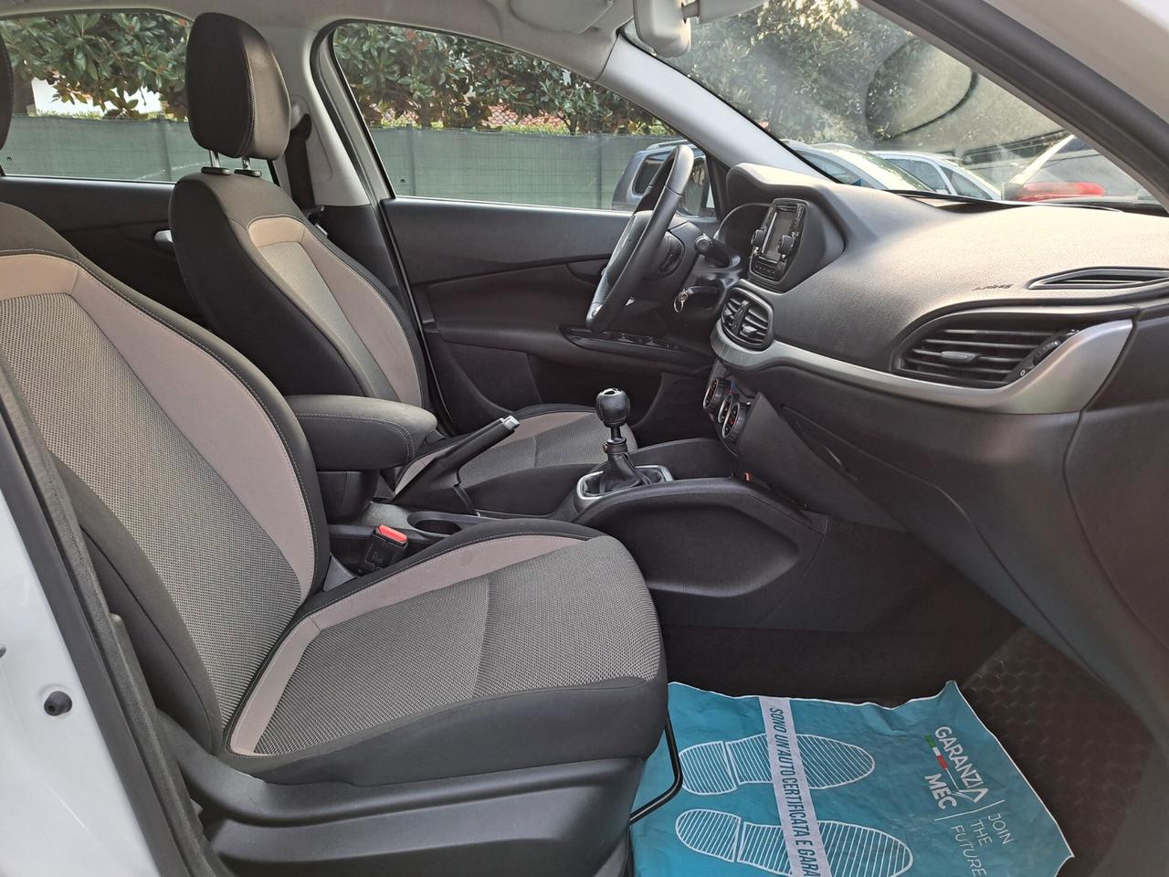 Fiat Tipo 1.6 Mjt 4 porte Lounge/120 CV