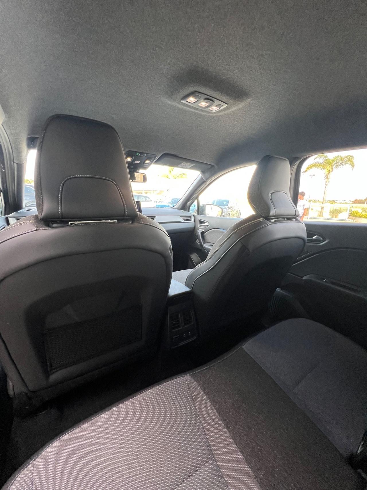 Renault Captur TCe 90 CV Techno Possibilità noleggio no scoring