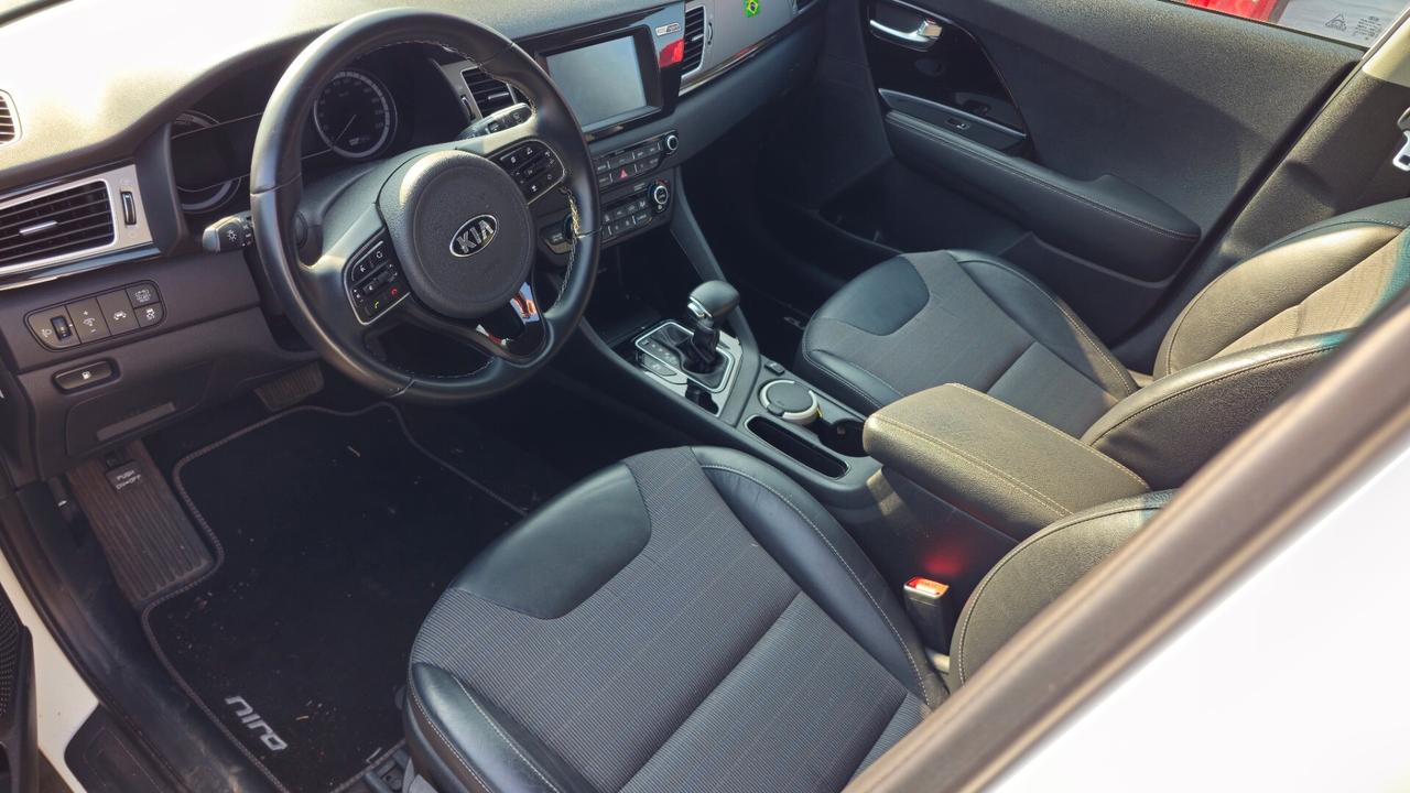 SINISTRATO Kia Niro 1.6 GDi DCT HEV Style