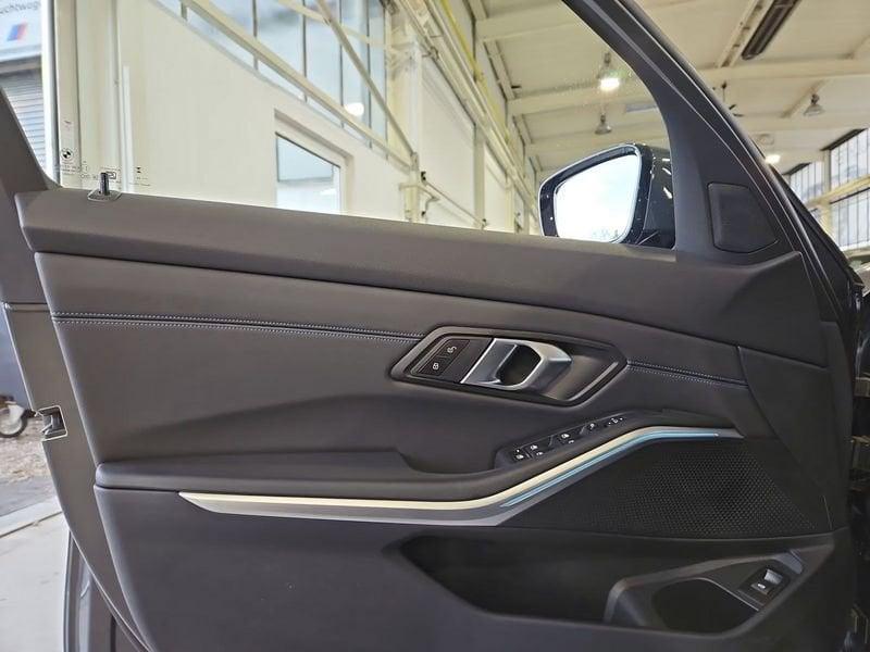 BMW Serie 3 320d 48V Touring Msport MY 25 NAVI LED ACC KEYLESS