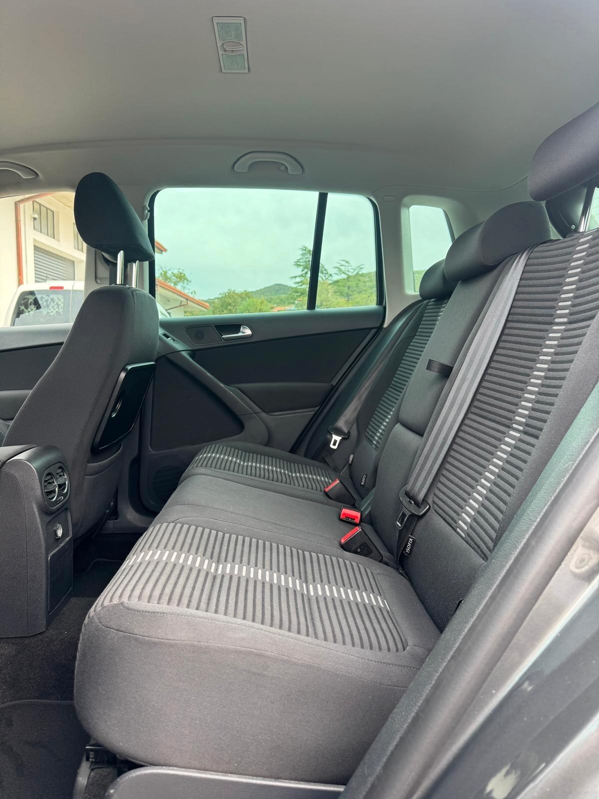 Volkswagen Tiguan 2.0 TDI DPF 4MOTION Sport & Style