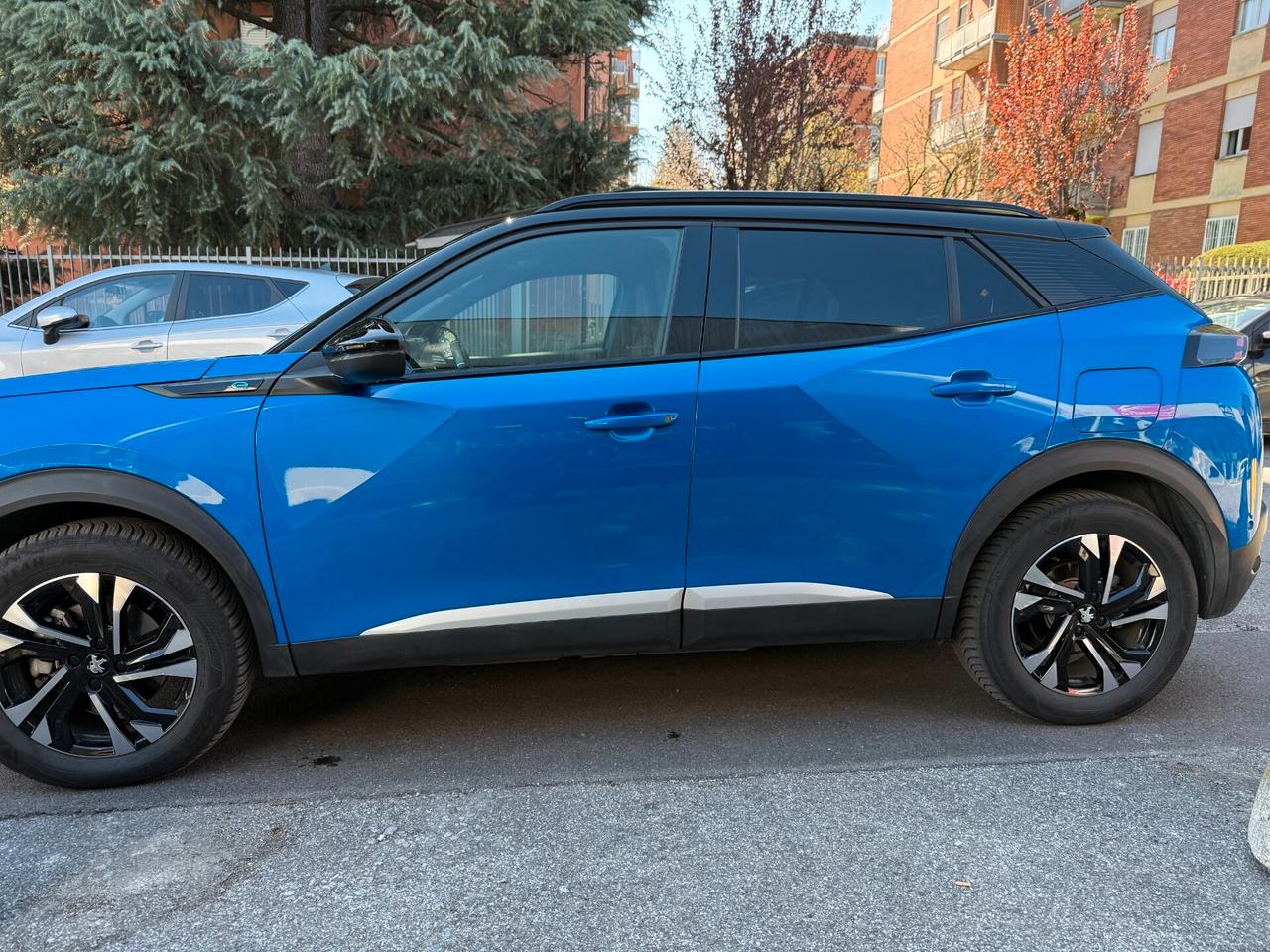Peugeot 2008 motore elettrico 136 CV GT