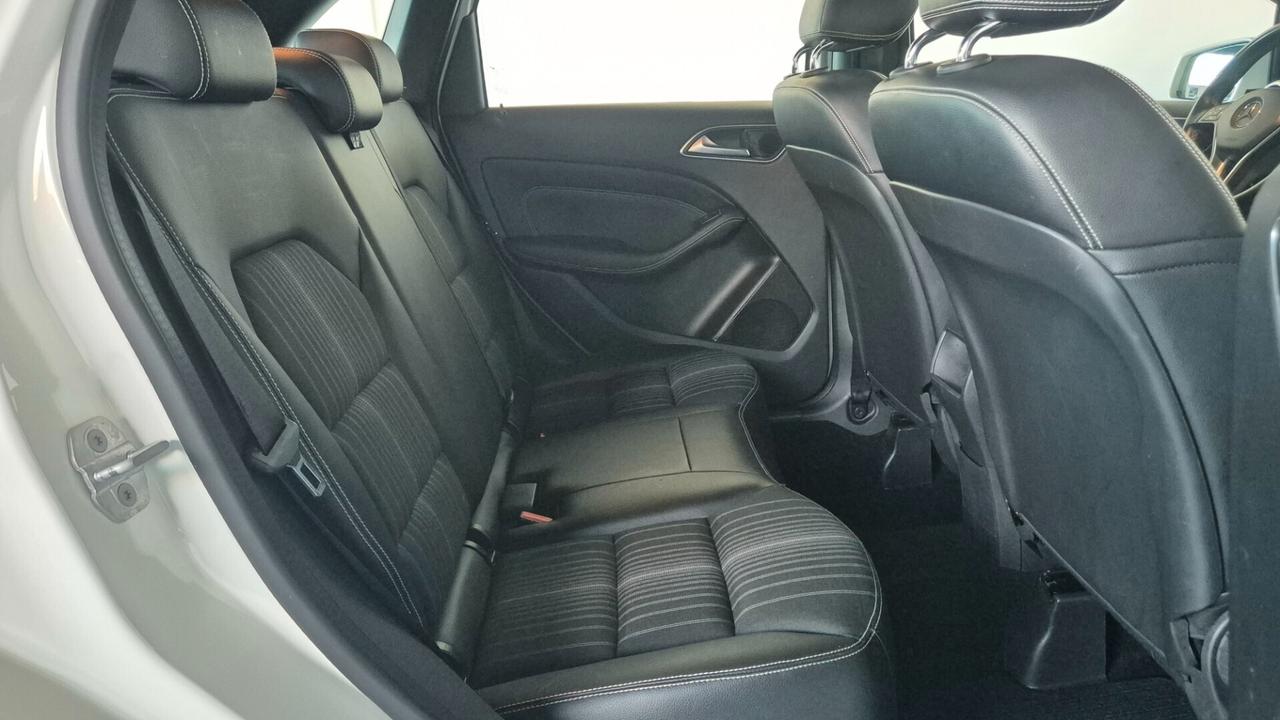 Mercedes-benz B 180 BlueEFFICIENCY Premium Automatico