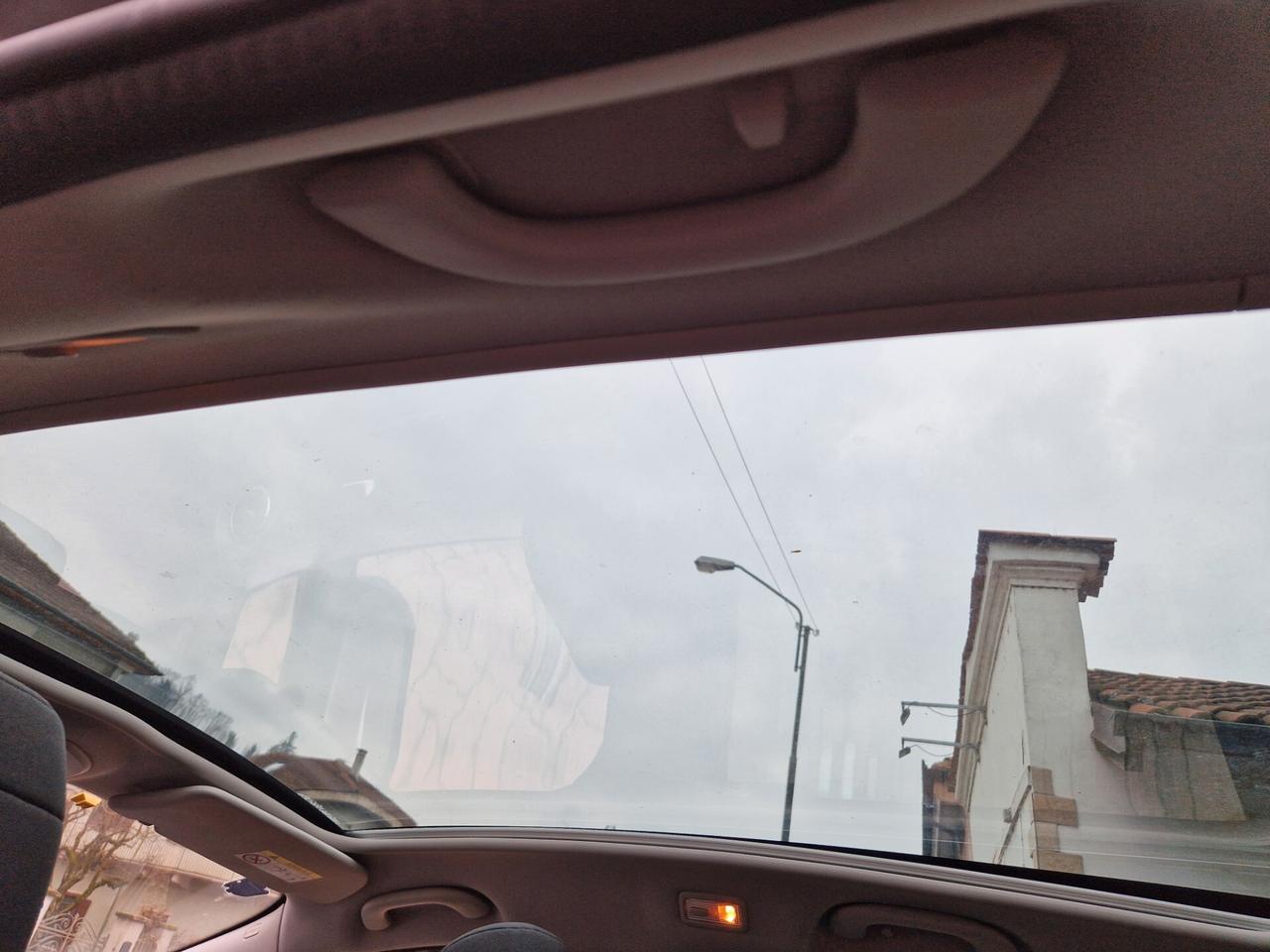 Peugeot 5008 1.6 120CV "96.900 km" 7 posti, Tetto, Navi, Telec.