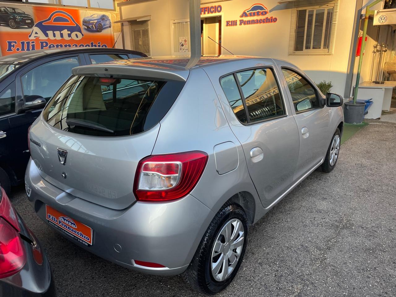 DACIA SANDERO 1.2 GPL 75 (CV) 2013