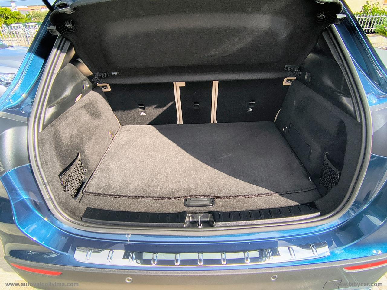 MERCEDES-BENZ GLA 200 d Automatic Sport Plus INTERNO PELLE
