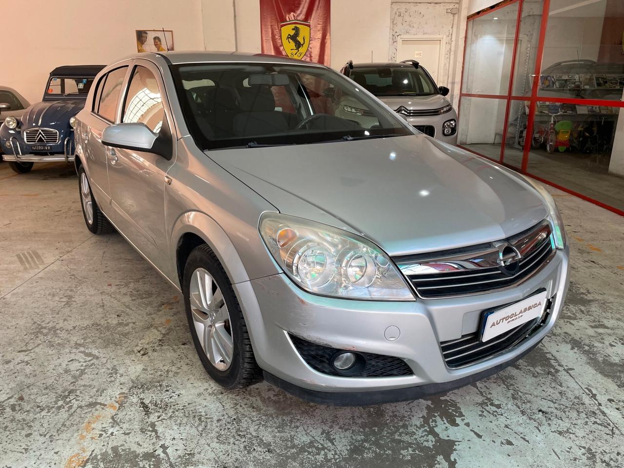 Opel Astra 1.6 16V VVT 5 porte Enjoy UNICO PROPRIETARIO!!!