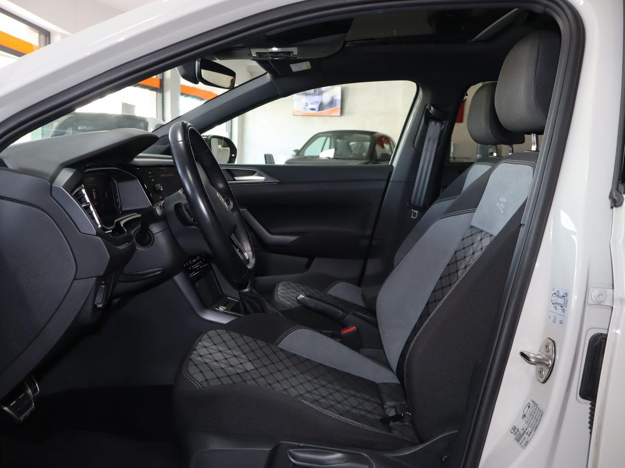 Volkswagen Taigo R Line 1.0 TSI #50079