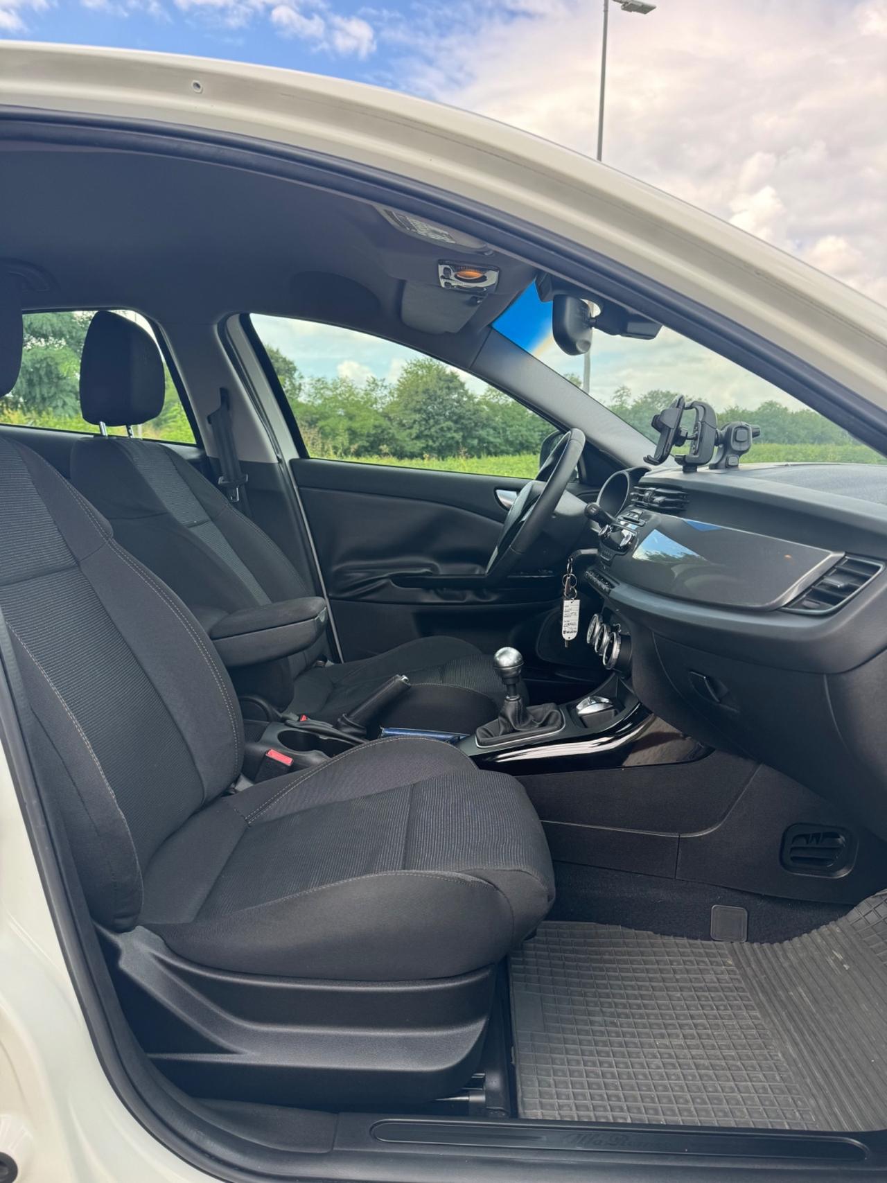 Alfa Romeo Giulietta 2.0 JTDm-2 140 CV Exclusive