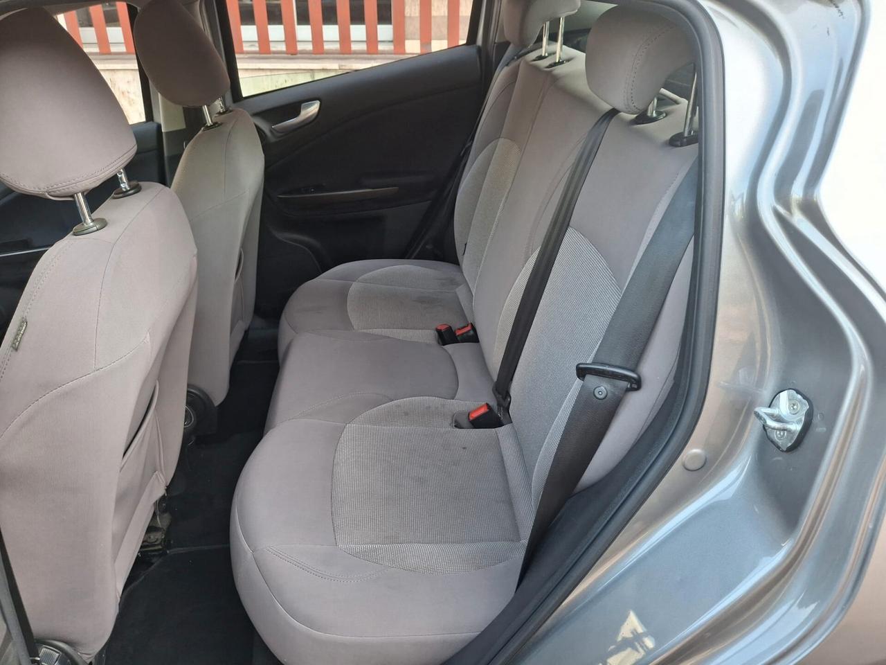 Alfa Romeo Giulietta 1.6 JTDm-2 105 CV Distinctive