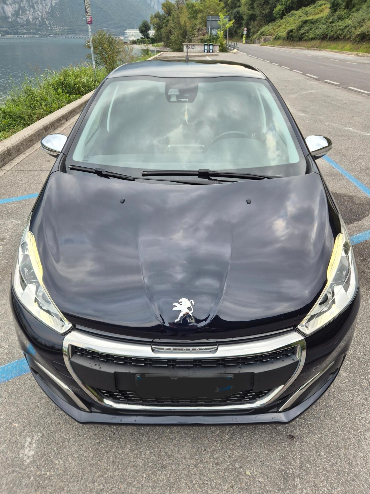 PEUGEOT 208 1.2 BENZINA ALLURE RETROCAMERA