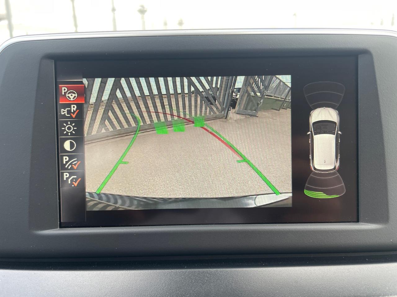 Bmw 218d Active Tourer Luxury auto-NAVI-RETRO-PELLE