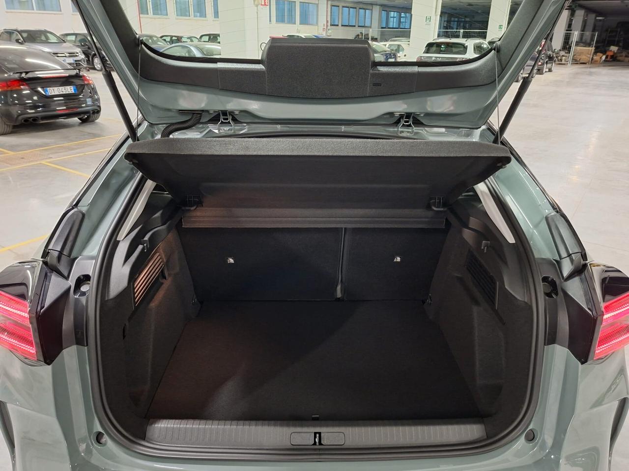 Citroen C4 1.2 PureTech 130CV Plus EAT8 Km. 0 MY'25