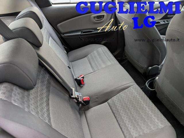 TOYOTA Yaris 1.0 5 porte Active