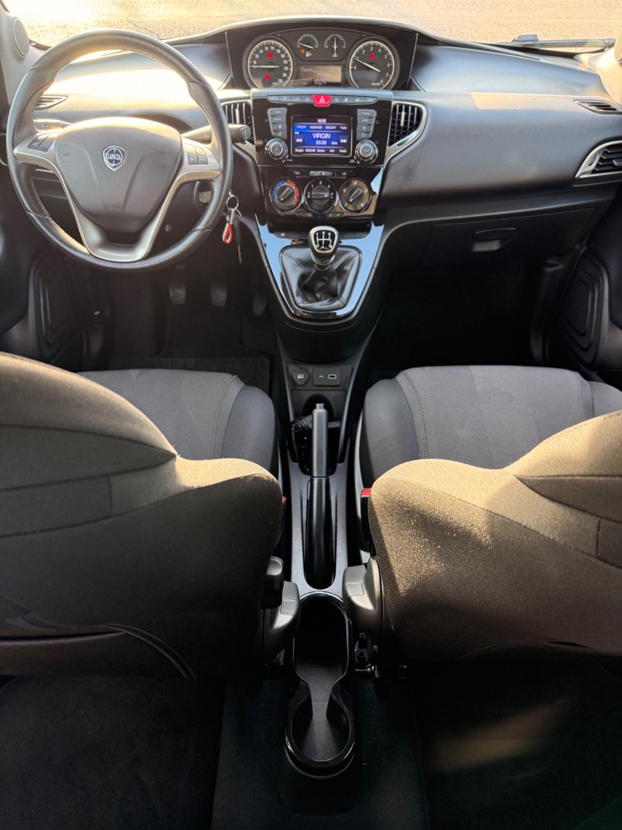 Lancia Ypsilon 1.2 69 CV 5 porte GPL Ecochic Platinum