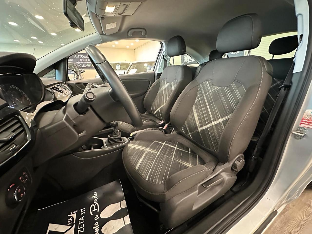 Opel Corsa 1.3 CDTI 95CV Coupé b-Color