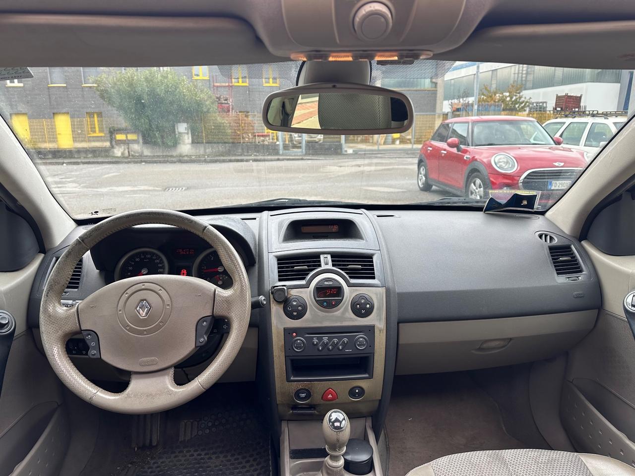 Renault Megane Mégane 1.9 dCi 5 porte Confort Authentique