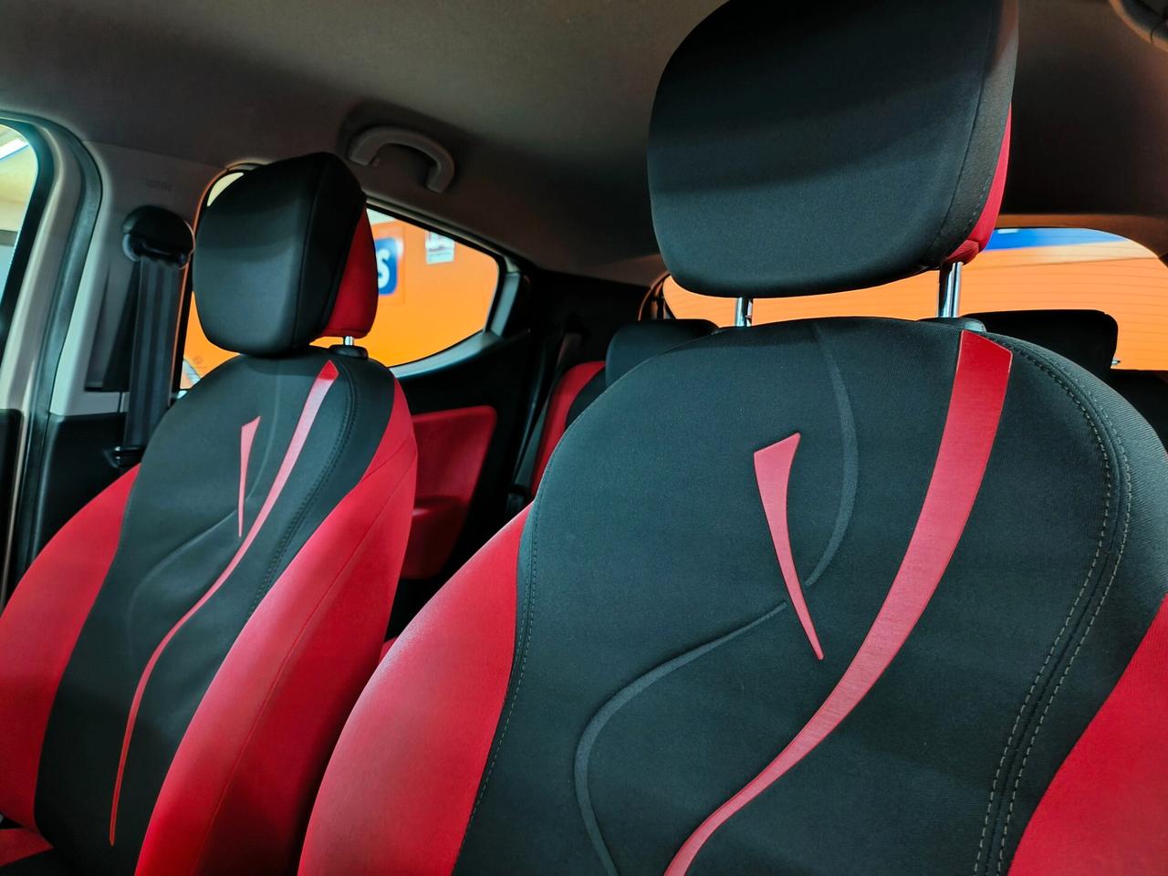 Lancia Ypsilon 0.9 TwinAir 85 CV 5 porte S&S Gold