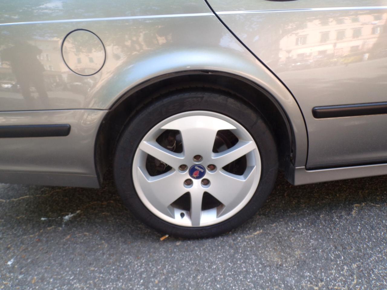 Saab 9-5 2.2 turbodiesel TiD S.W. Vector