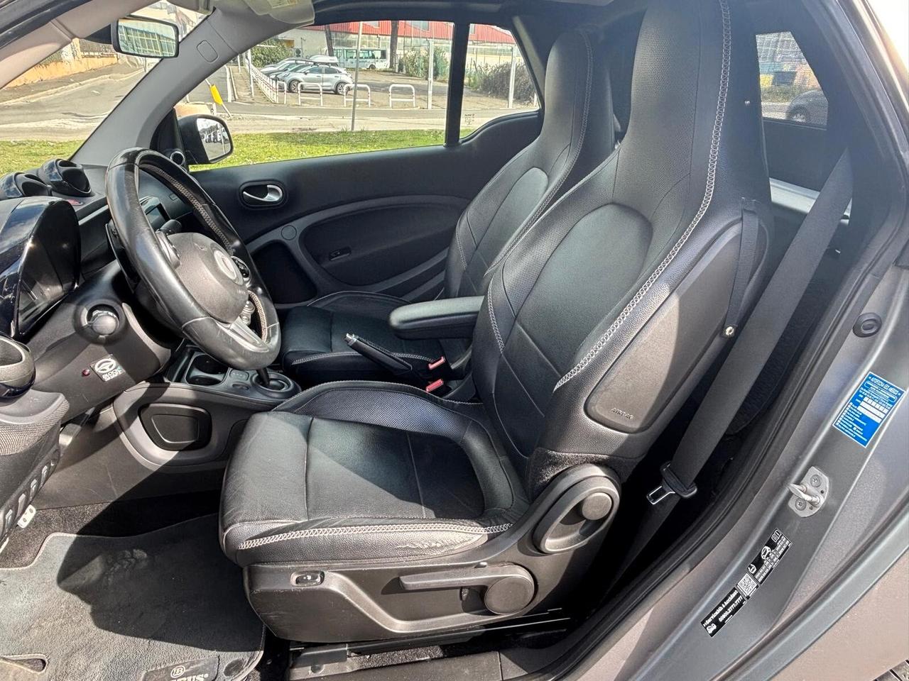 Smart ForTwo BRABUS 0.9 Turbo twinamic cabrio Xclusive