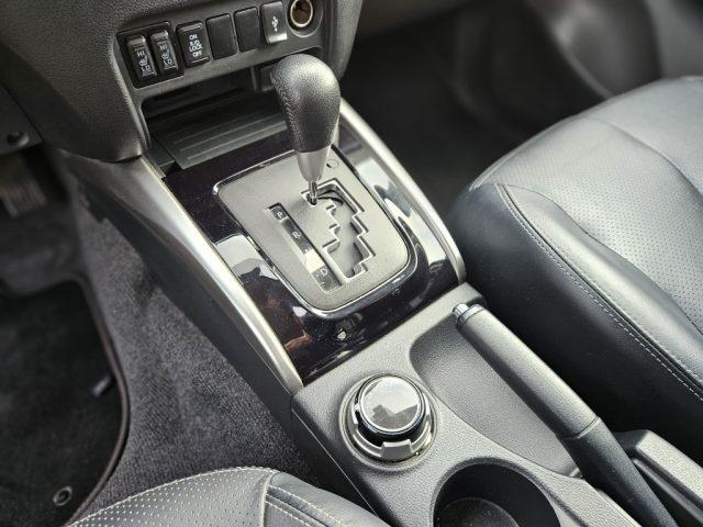 MITSUBISHI L200 2.4 DI-D/181CV Double Cab Aut.