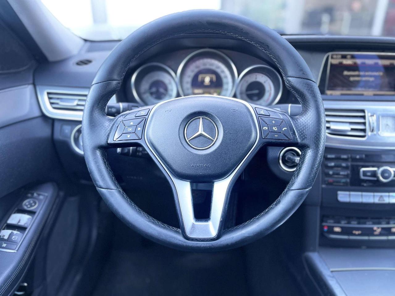 Mercedes-Benz E 250 E 250 204CV E6 Automatica - 2015