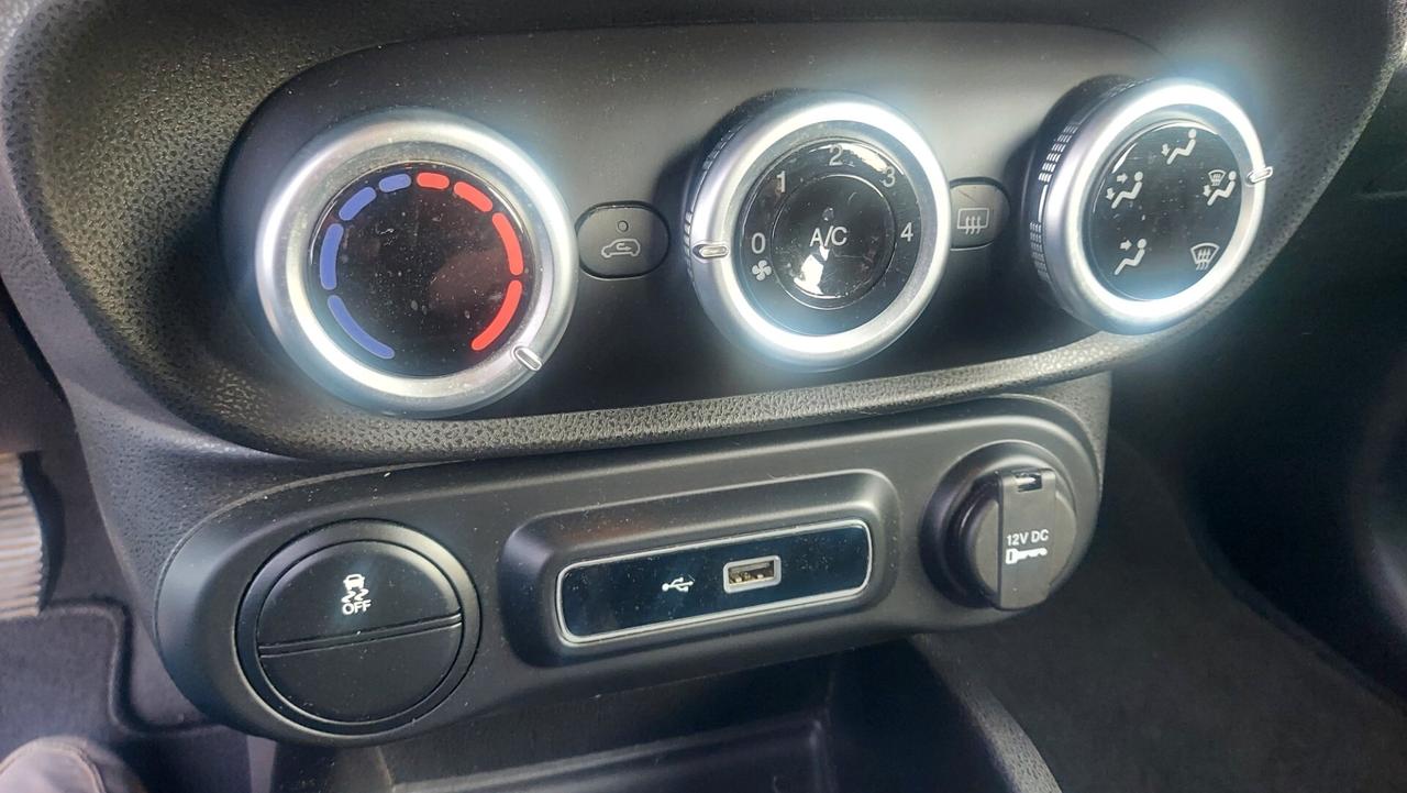 Fiat 500L 1.4 95 CV Cross