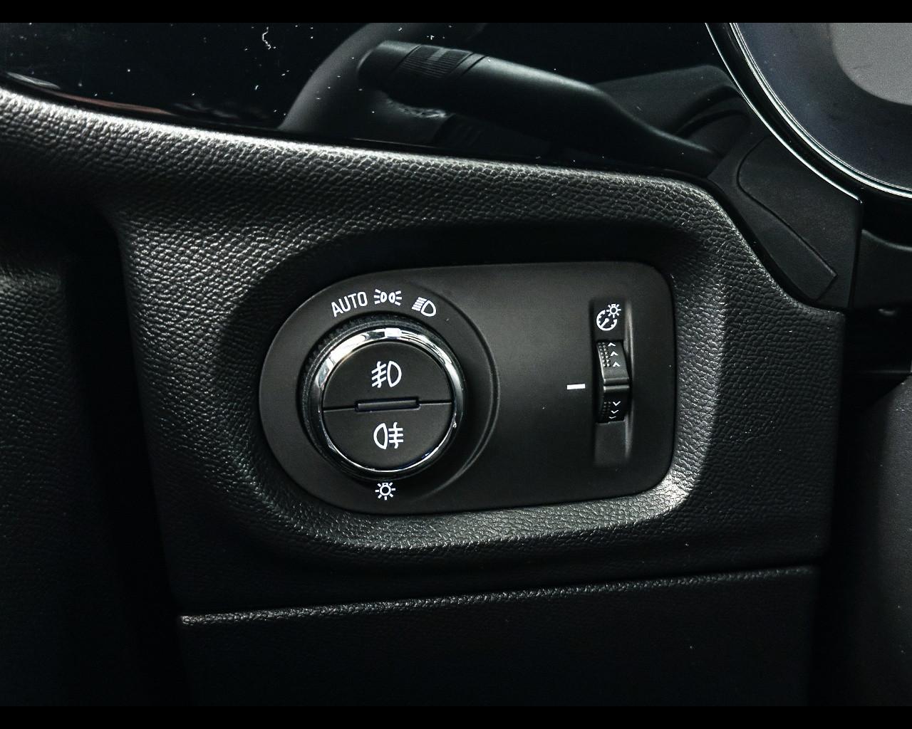 OPEL Corsa Hybrid 100 CV aut. GS