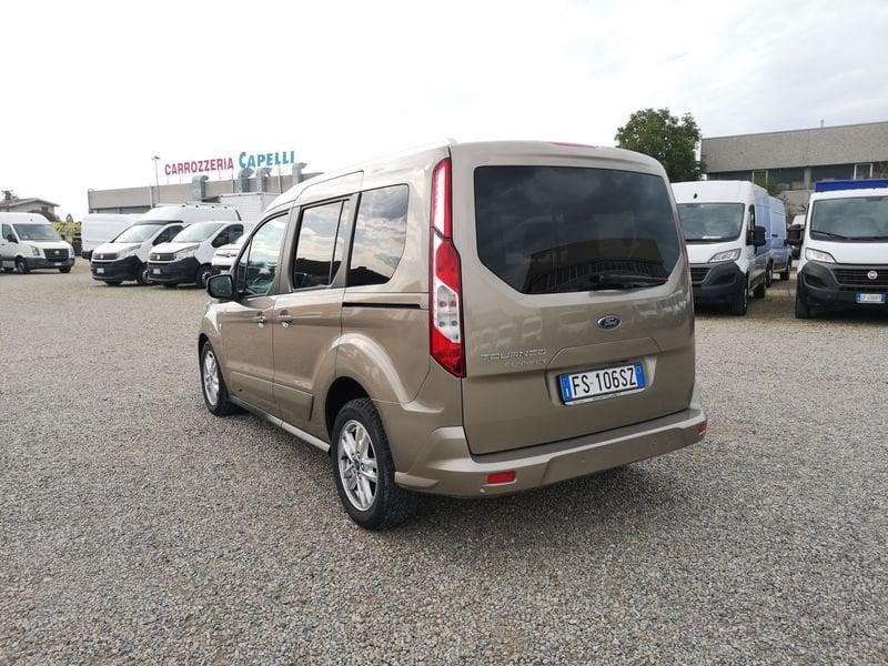 Ford Tourneo Connect 1.5 TDCi 120 CV Powershift Titanium