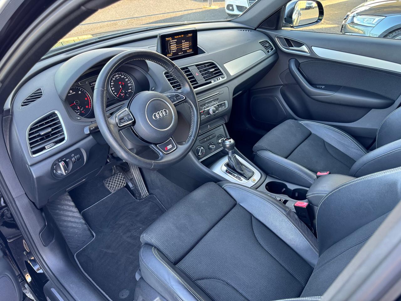 Audi Q3 2.0 TDI 120 CV S tronic S line Edition