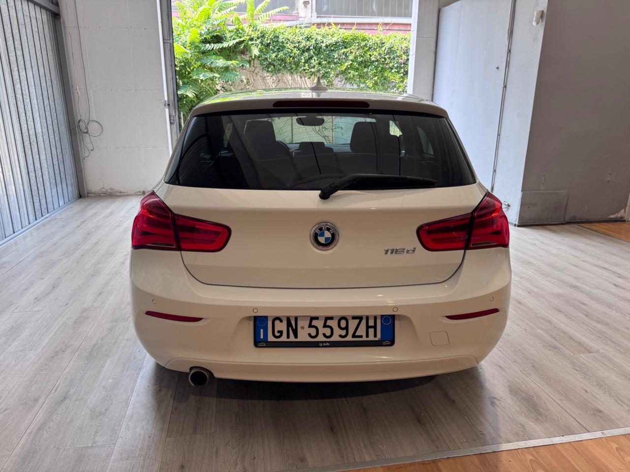 Bmw 116d urban euro 6b