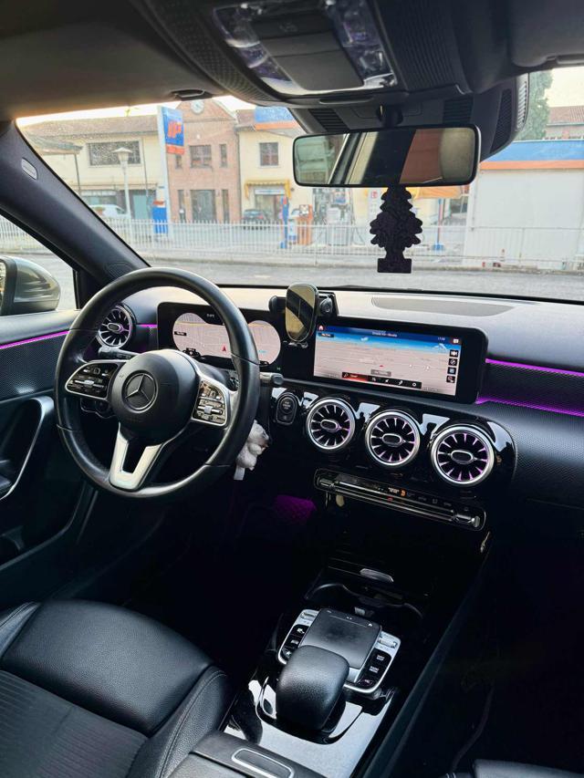 MERCEDES-BENZ A 180 d Automatic Business Extra