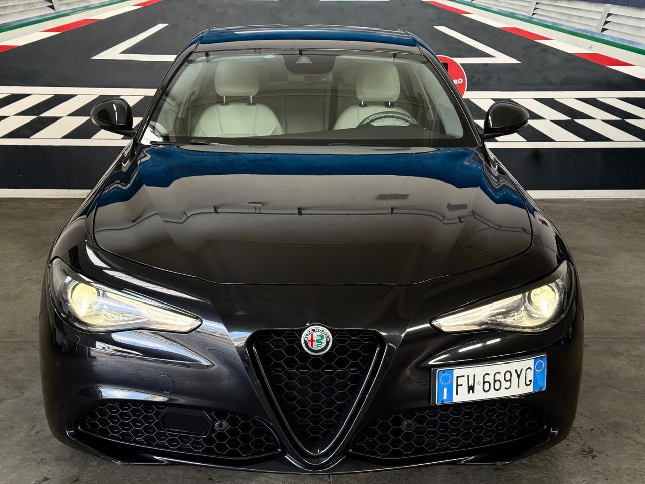Alfa Romeo Giulia 2.2 Turbodiesel 160 CV AT8 Super
