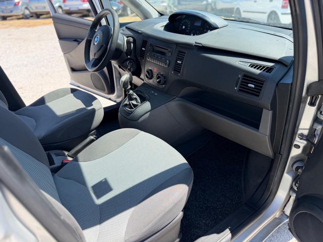 Fiat Idea 1.4 Dynamic 50.000 KM !!