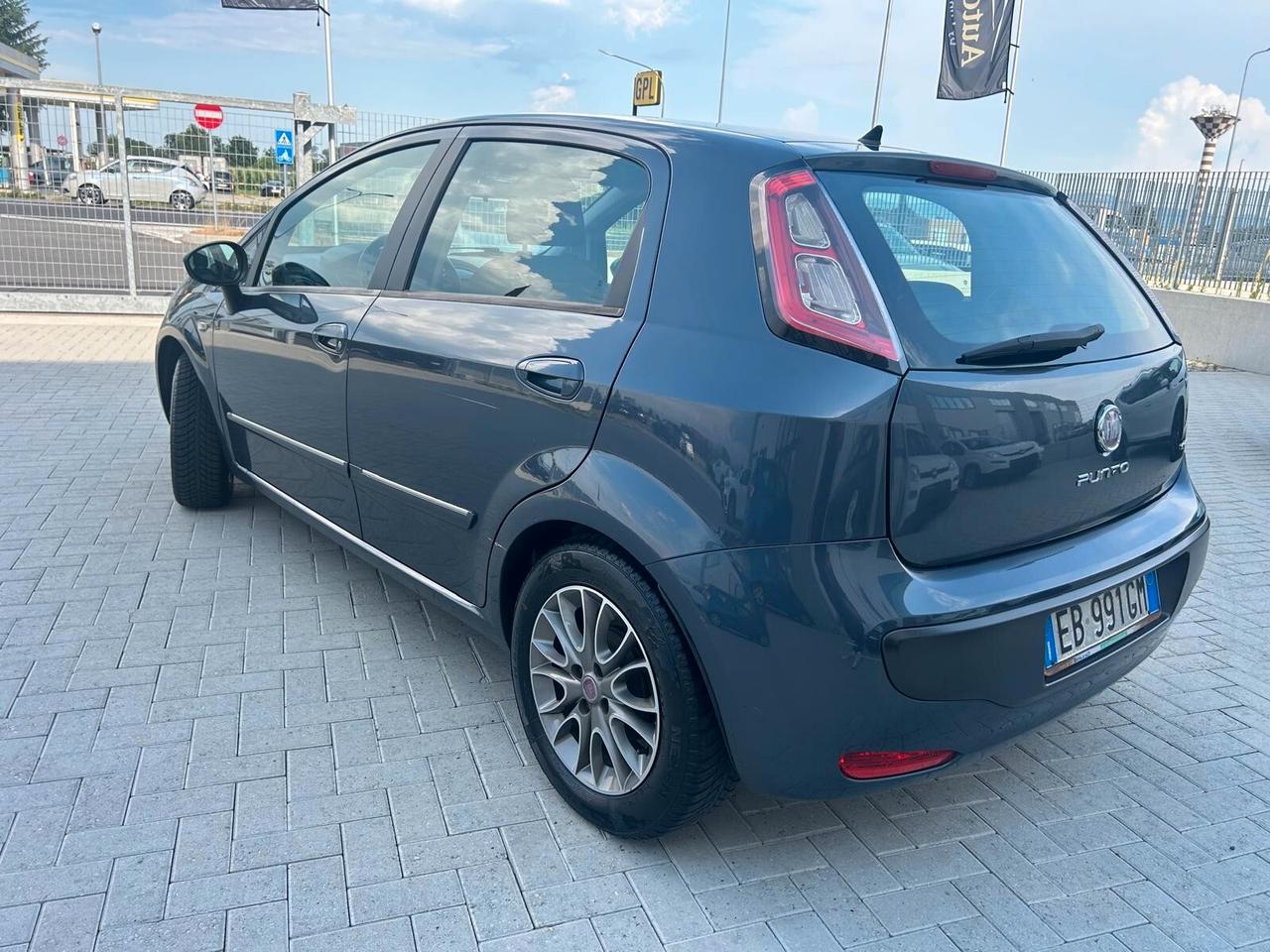 Fiat Punto Evo 1.2 5 porte Dynamic ok neopatentati