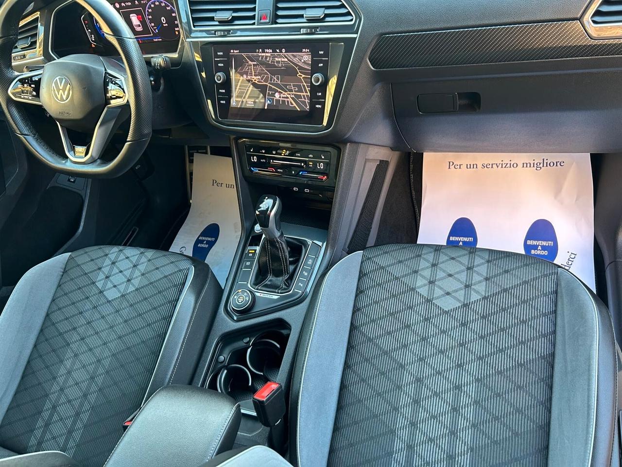Volkswagen Tiguan 2.0 TDI 150 CV SCR DSG 4MOTION R-Line BLACK PACK