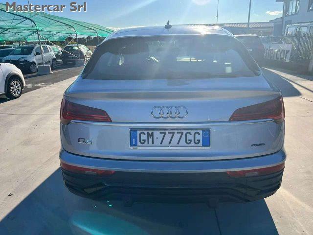 AUDI Q5 Sportback 40 2.0 tdi Advanced 4x4 s-tronic GM777GG