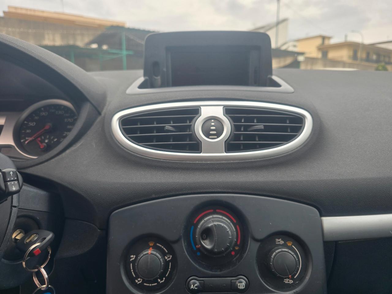 Renault Clio 1.2 GPL EURO5 FULL ECONOMICA 2010