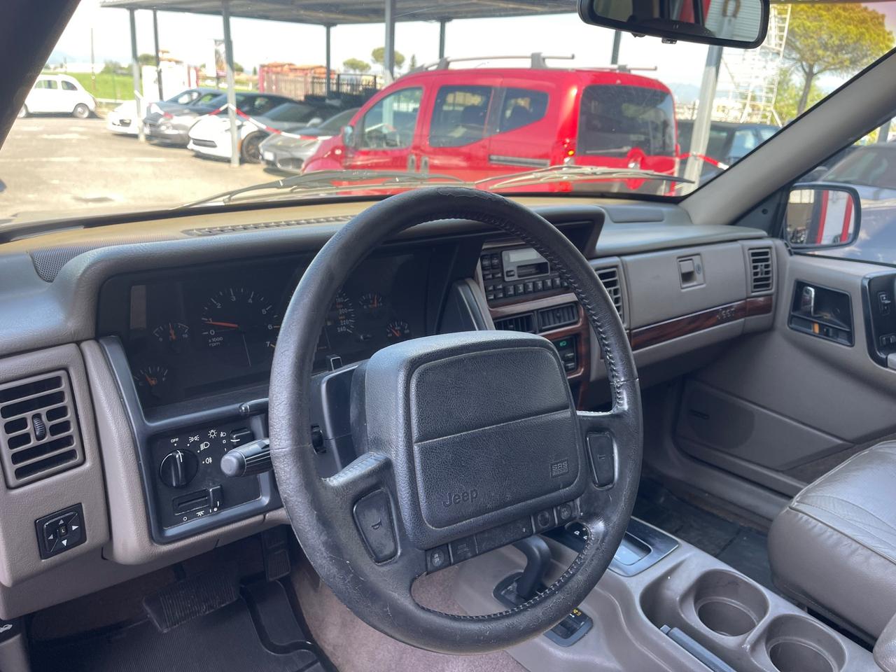 Jeep Grand Cherokee Chief 5.2 V8 Gpl ASI PERMUTE RATE