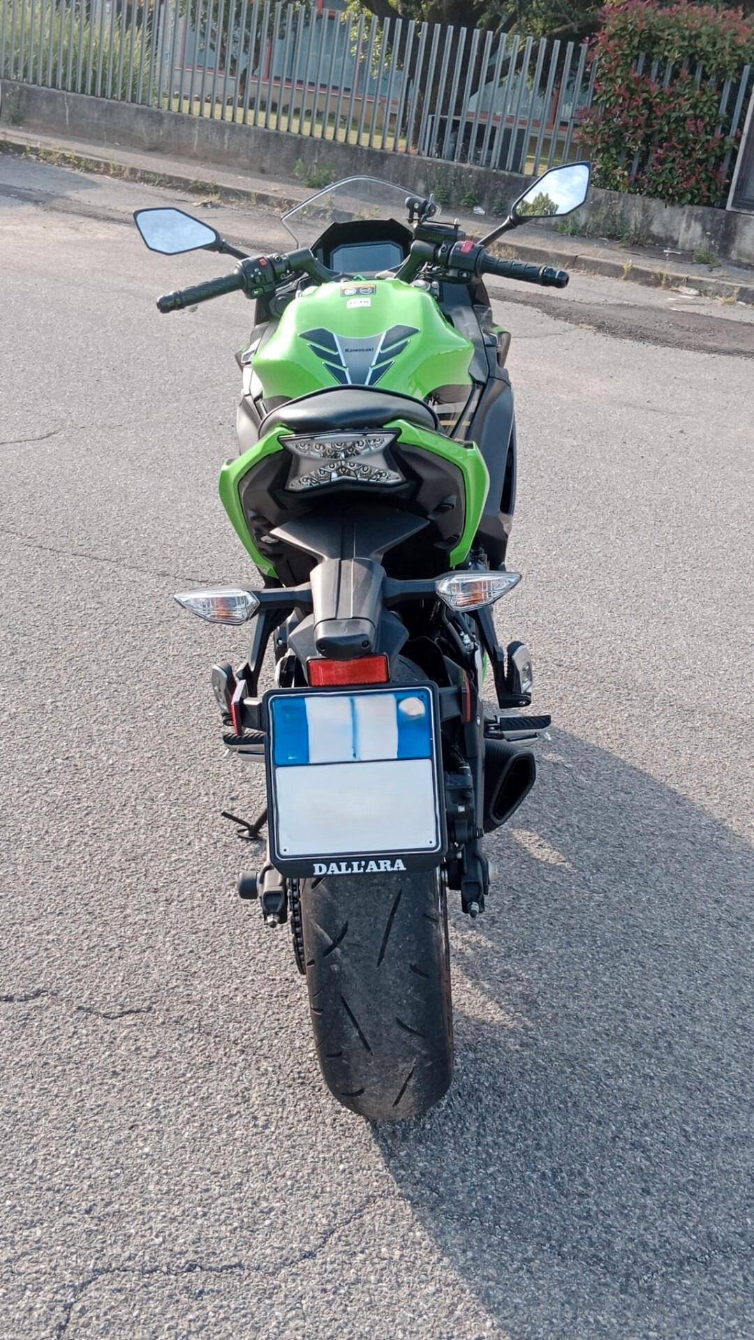 Kawasaki Ninja 650 EX650M M1 E (L3E-A3)