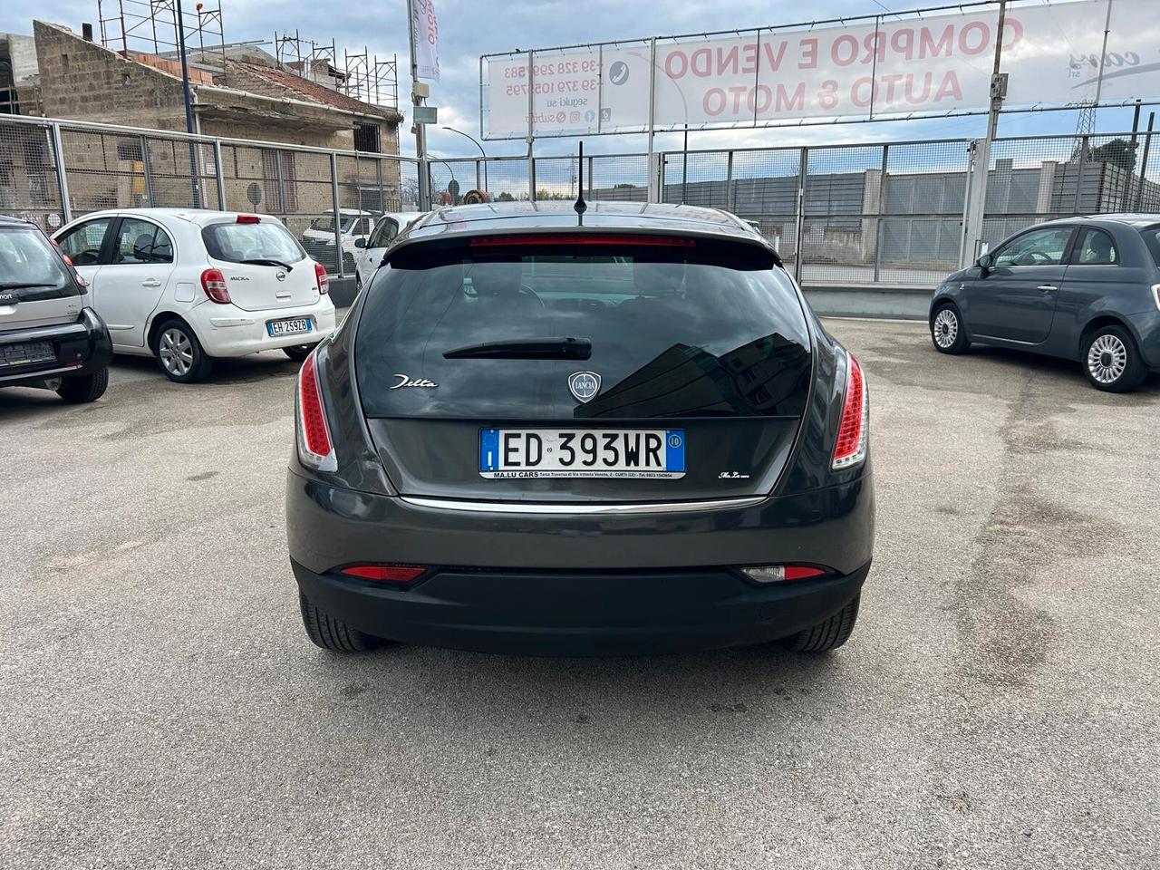 Lancia Delta 1.6cc diesel 12 mesi garanzia-2010