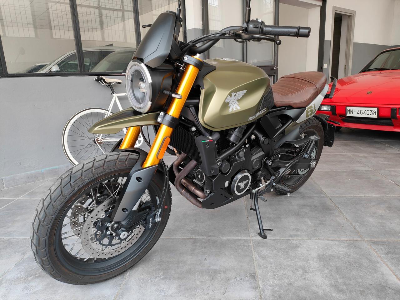 MOTO MORINI SEIEMEZZO SCR