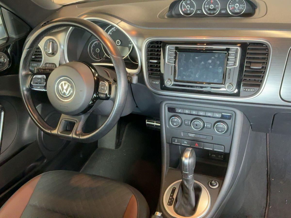 Volkswagen Maggiolino Cabrio 2.0 TDI DSG