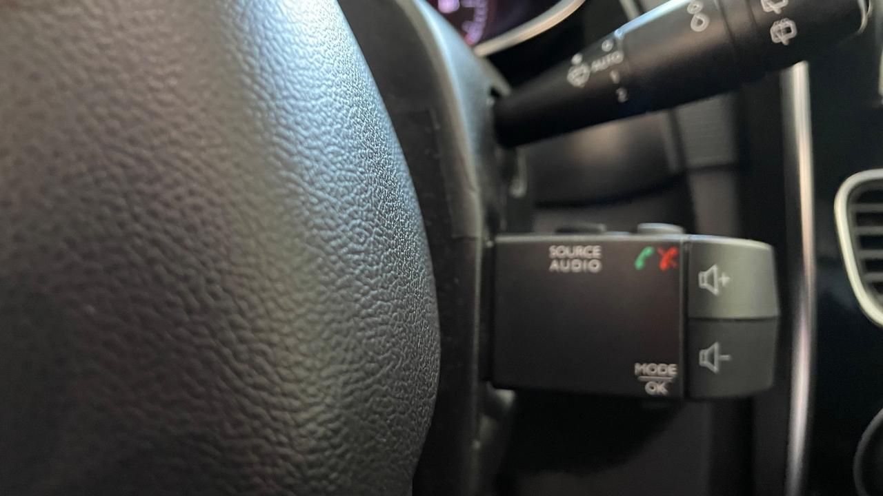 Renault Clio TCe 120CV EDC Start&Stop 5 porte Energy Intens