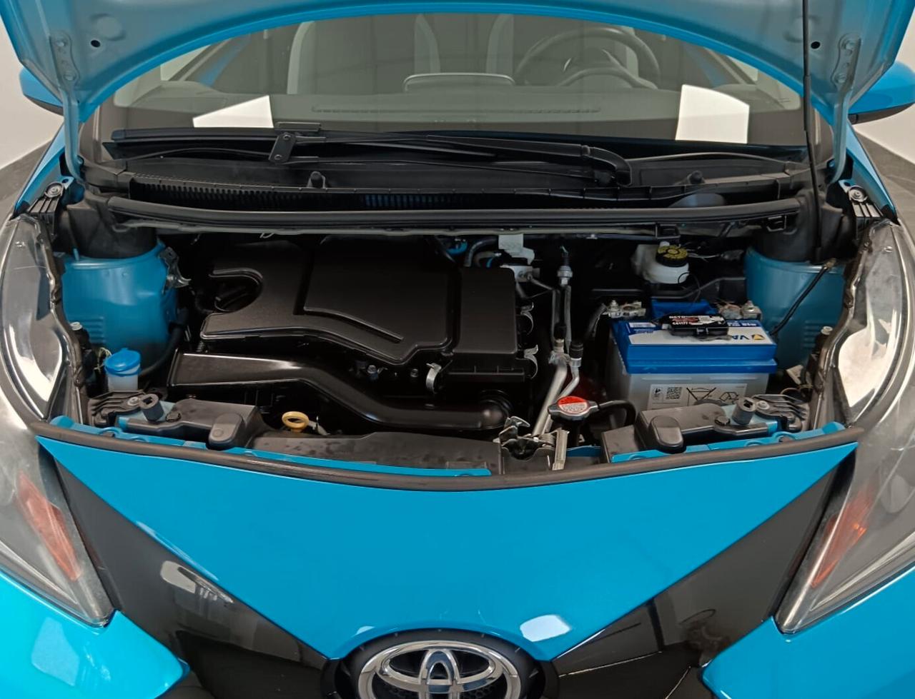 Toyota Aygo 1.0 NEOPATENTATI 5 porte x-wave