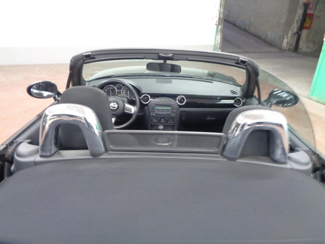 Mazda MX-5 Roadster 1.8L Fire