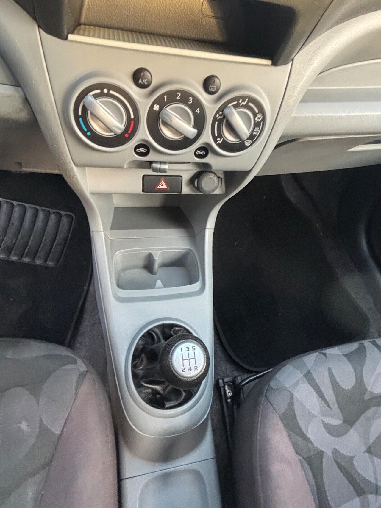 Suzuki Alto 1.0 L