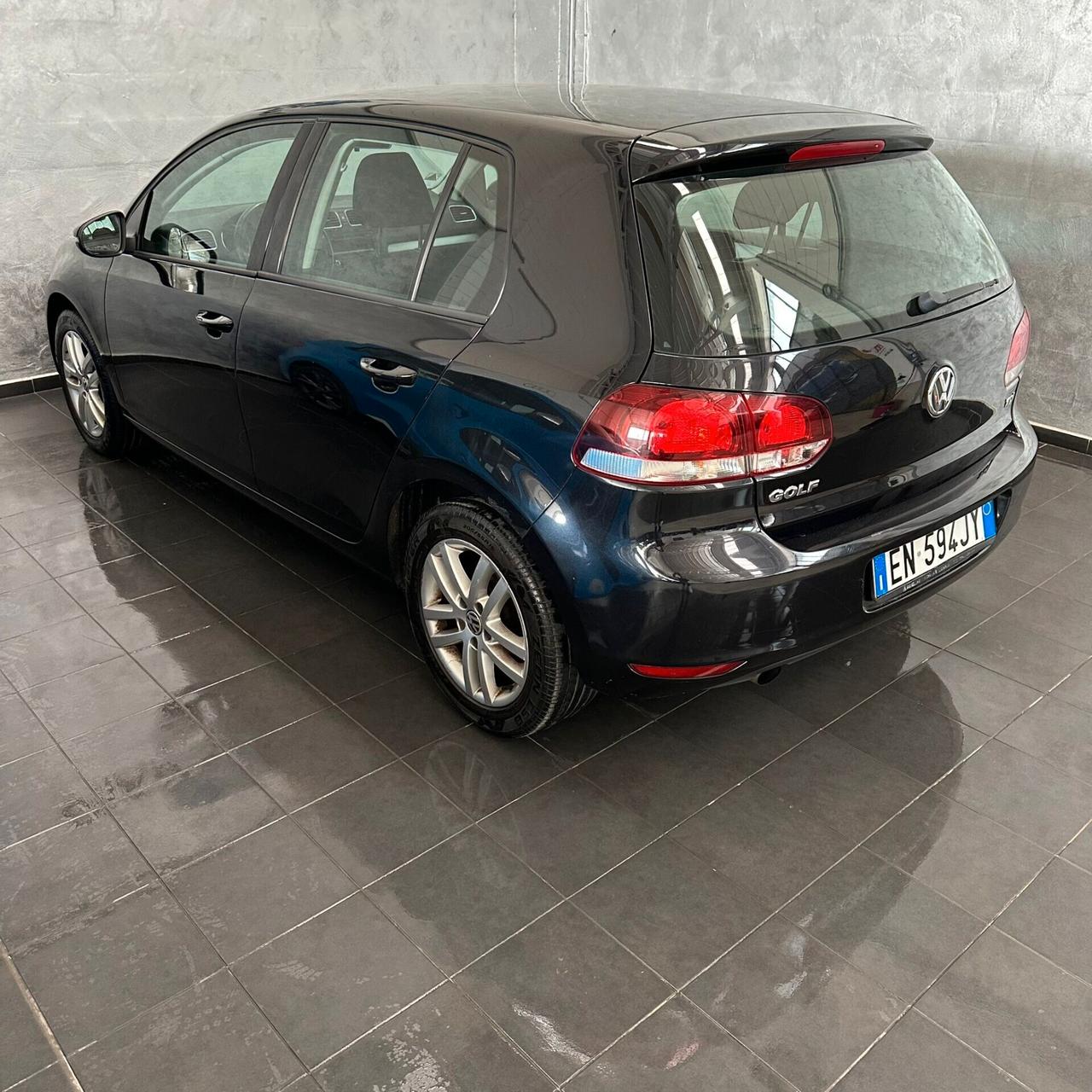 Volkswagen Golf 1.6 TDI DPF 5p. Highline