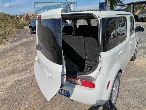 Nissan Cube 1.6cc - 2010